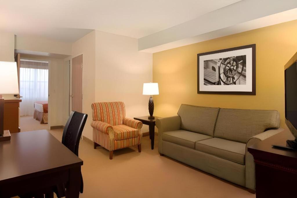 Country Inn & Suites By Radisson, Dundee, Mi Eksteriør billede