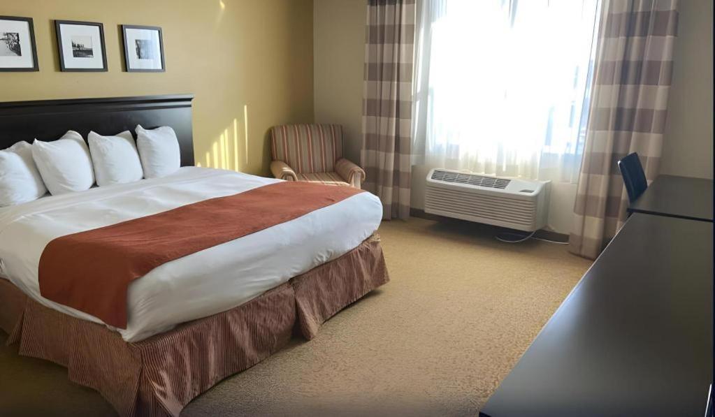 Country Inn & Suites By Radisson, Dundee, Mi Eksteriør billede